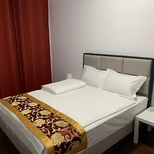 verificați disponibilitatea